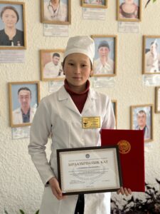 Биз студенттерибиз менен сыймыктанабыз!