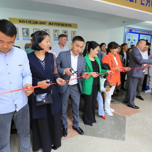 БҮТҮРҮҮЧҮЛӨР ГАЛЕРЕЯСЫ