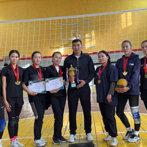 Студенттер күнүнө карата жеңиш!